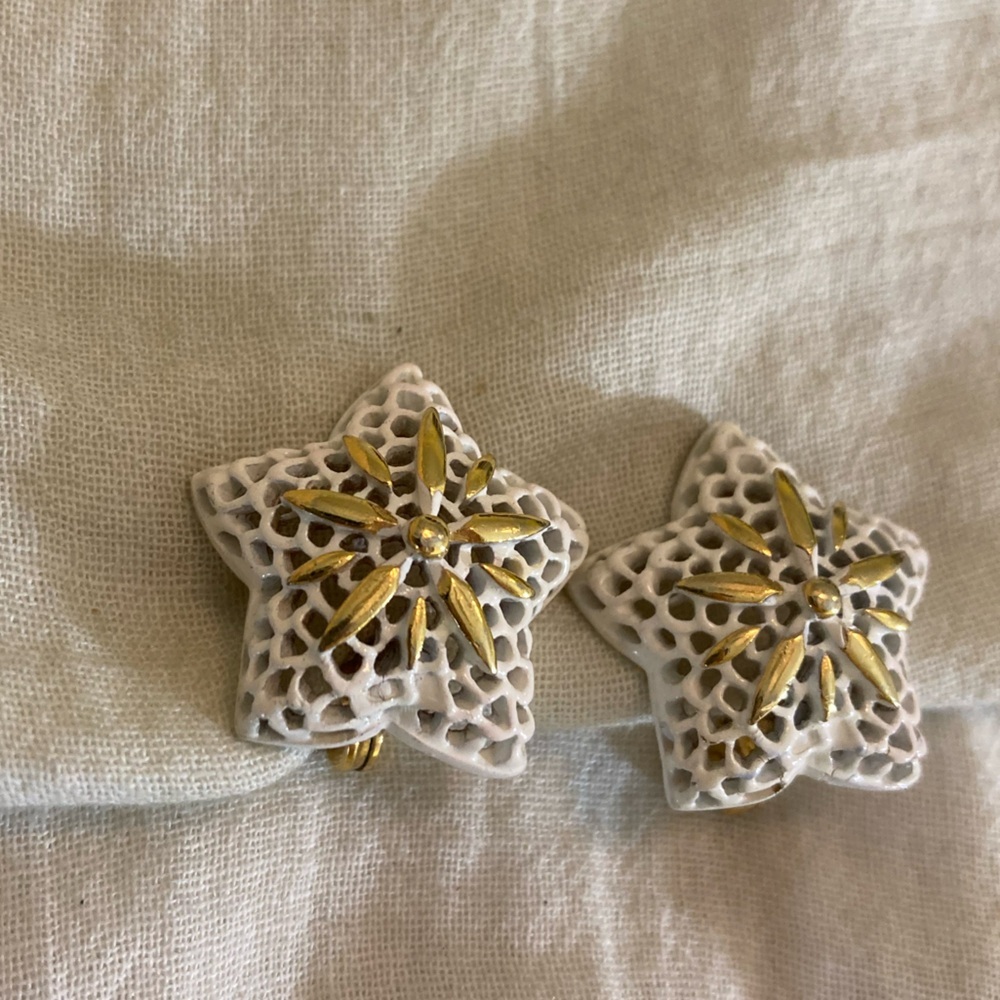 Monet Star Starfish Enameled Clip‎ on Vintage Earrings